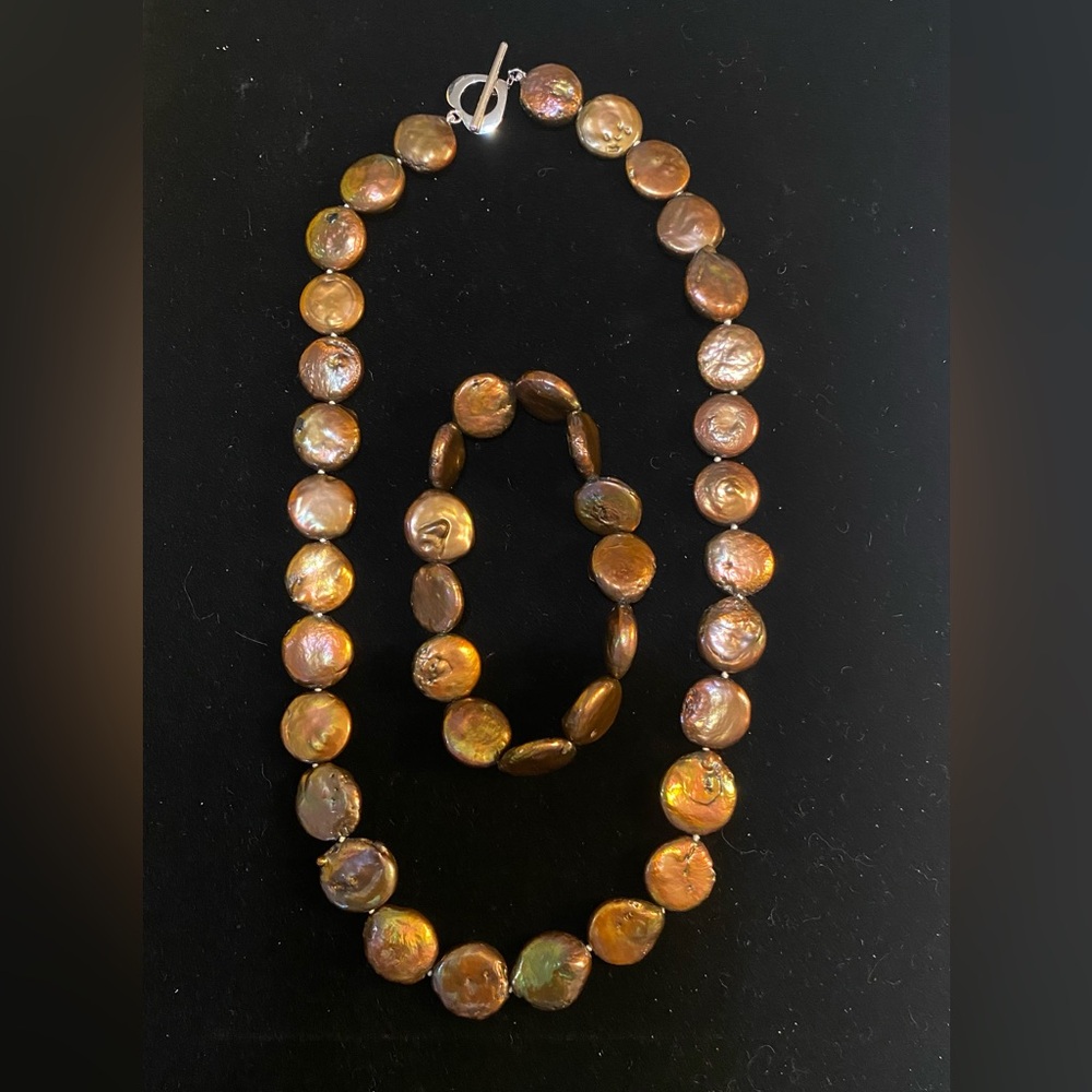 Real Fresh Water Peacock Pearl Necklace and Bracelet Set